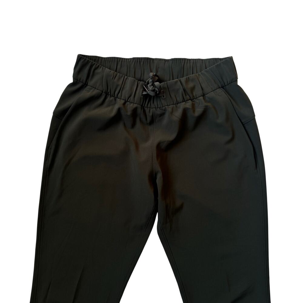 Lululemon On The Fly Pant Women's 6 Green 7/8 Jogger Gorpcore Travel Athleisure - Picture 6 of 16